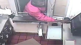 Man forces open KFC/Taco Bell drive-thru window in burglary caught on surveillance video: police