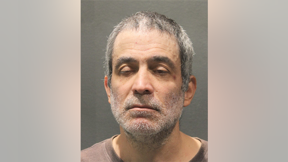 Arlington man caught masturbating in public twice now behind bars, police say