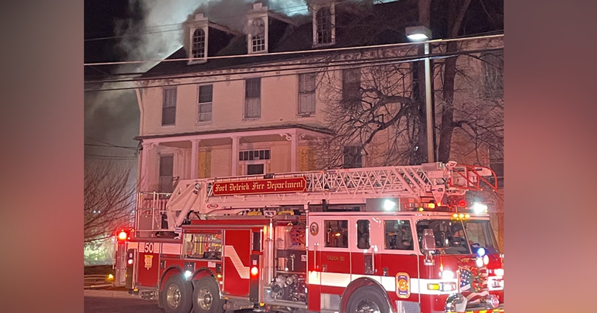3 rescued from 2-alarm vacant house fire in Frederick | FOX 5 DC