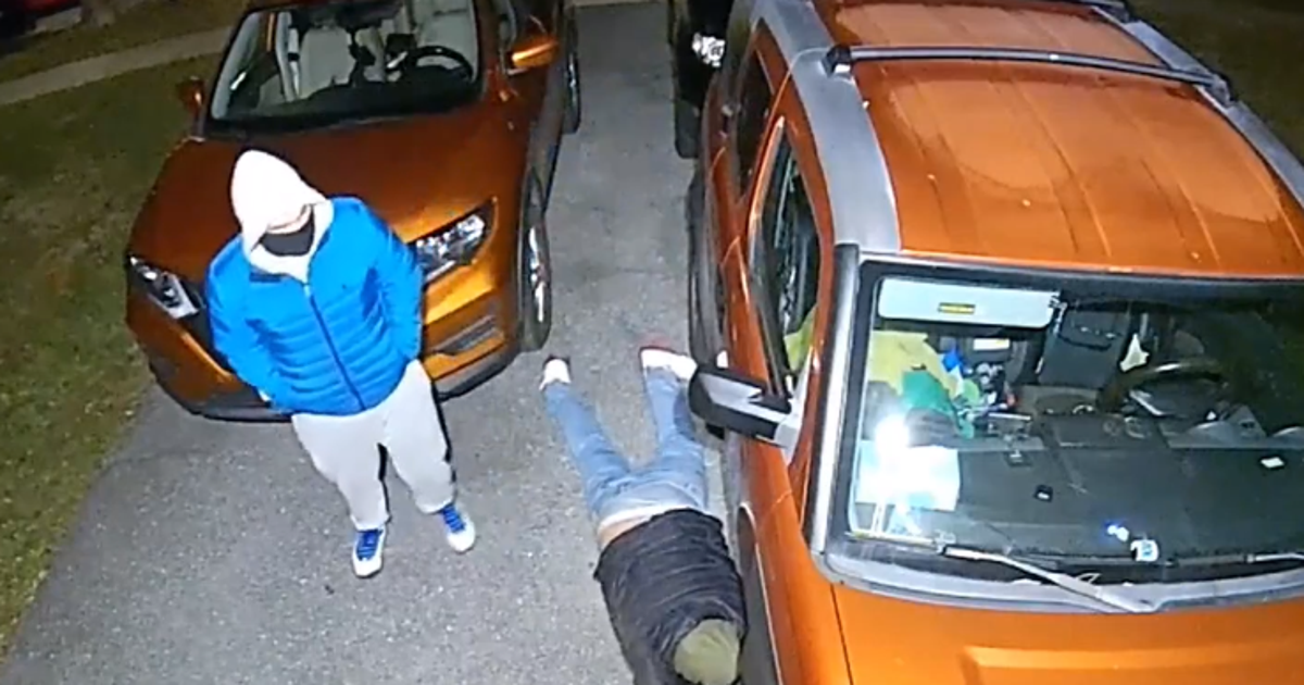 Silver Spring Carjacking VIDEO: 2 suspects attempt armed carjacking, assault victim at gunpoint ...