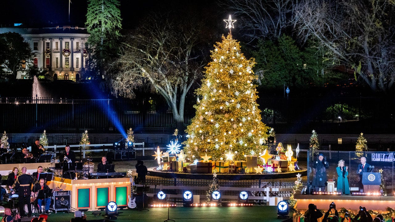 多年来的国家圣诞树亮灯仪式照片