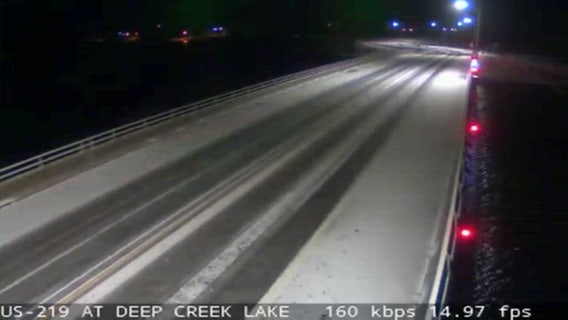 Snow falls in parts of Maryland, West Virginia