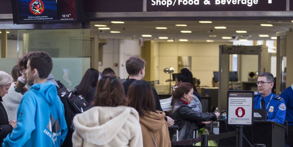 TSA seizes record number of guns from travelers at Reagan Airport