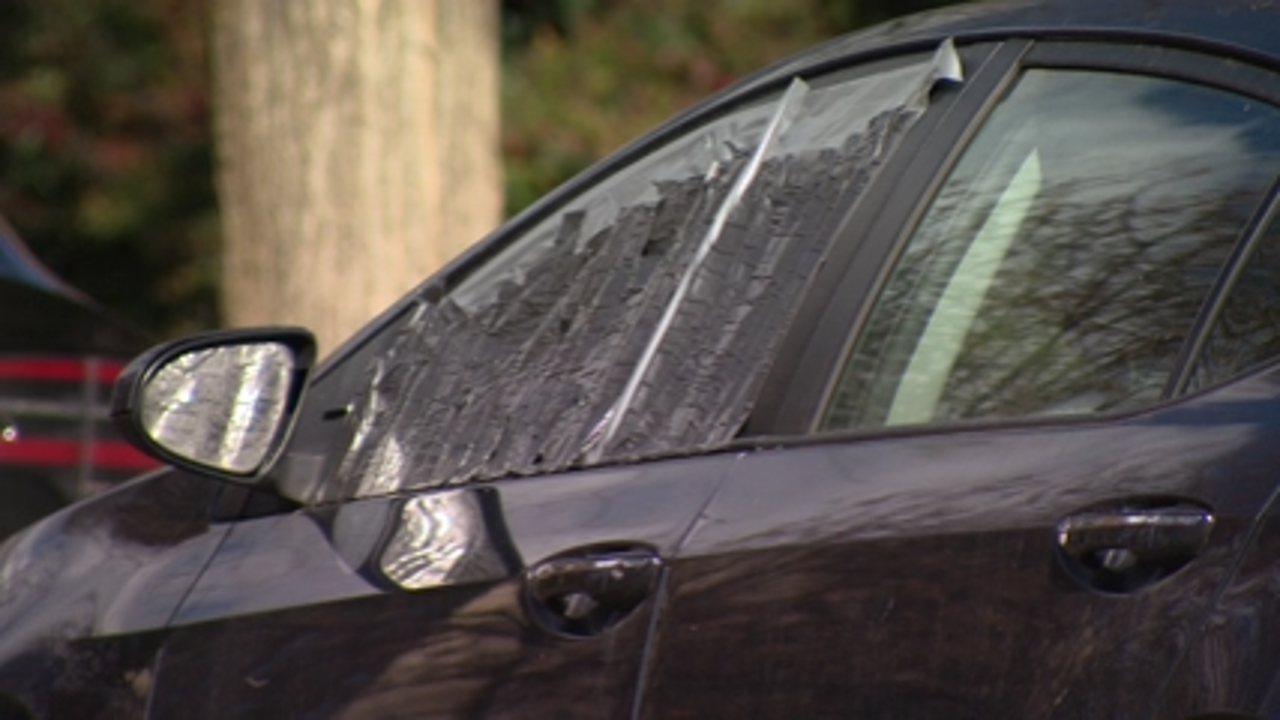 警方称，在华盛顿西北部有51辆汽车在一夜间被砸车。