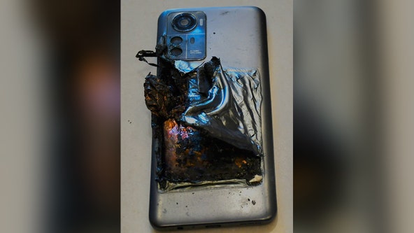 1 hurt after cellphone explodes at DC high school