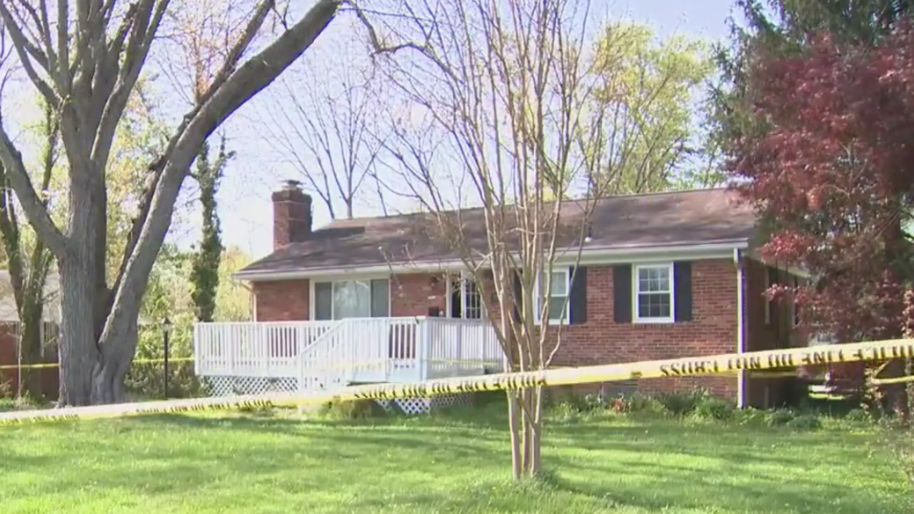 Woman Stabbed By Husband In Herndon, Police Fire Shot At Suspect | FOX 5 DC