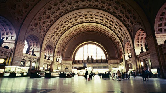 Amtrak can take control of Union Station, federal judge rules