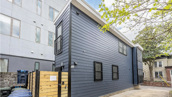 DC skinny home 6-feet-wide, on sale for under $600k