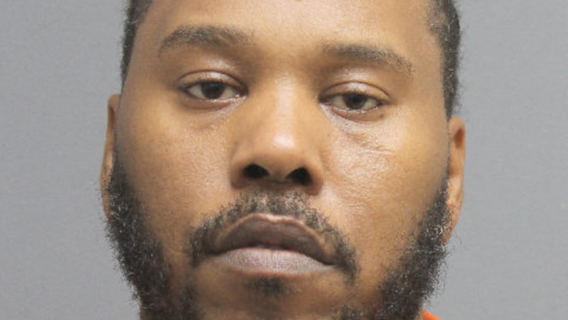 Suspect in deadly Virginia nightclub shooting turns himself in to police