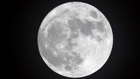 Phone home? NASA, Nokia plan first-ever cellular network on moon