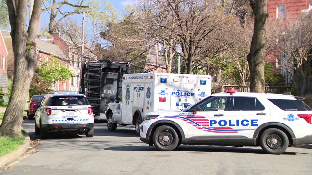 Person in custody after 'barricade' in DC: police