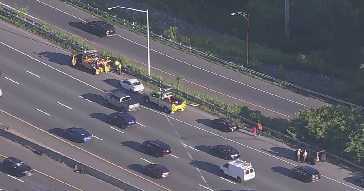 Multi-vehicle crash causes delays on I-495 in Chevy Chase | FOX 5 DC