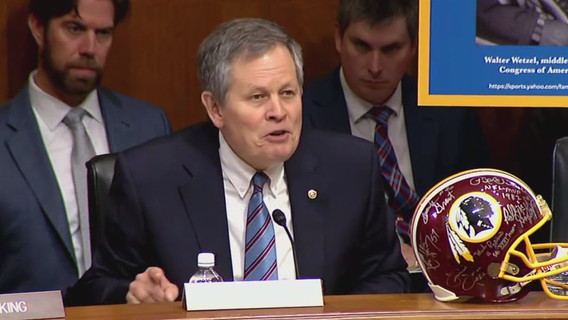 Senator ties support for RFK Stadium bill to tribute for old Commanders logo