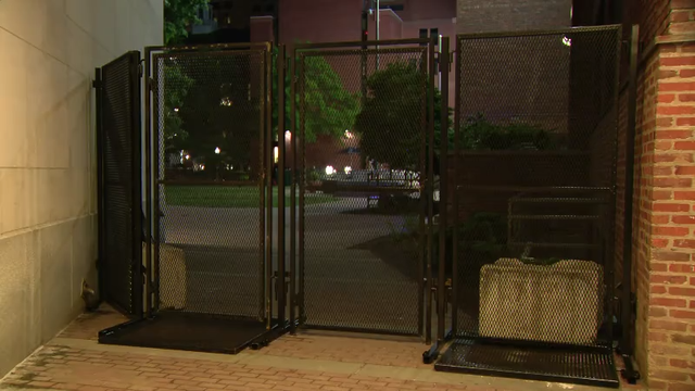 Fencing goes up around GWU's University Yard