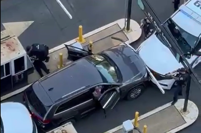DC teen charged after ramming into police cruisers in stolen car in ...