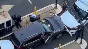 VIDEO: Suspect arrested after ramming into police cruisers in stolen car at Pentagon City Mall