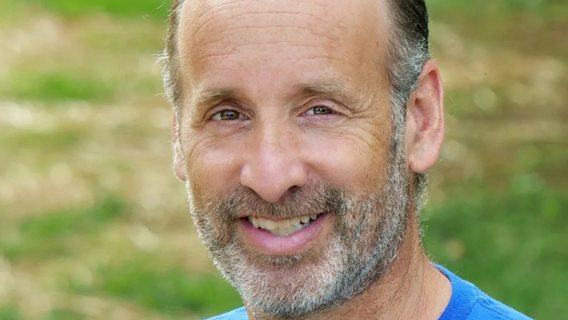 Principal in Maryland accused of assaulting student during lunchtime