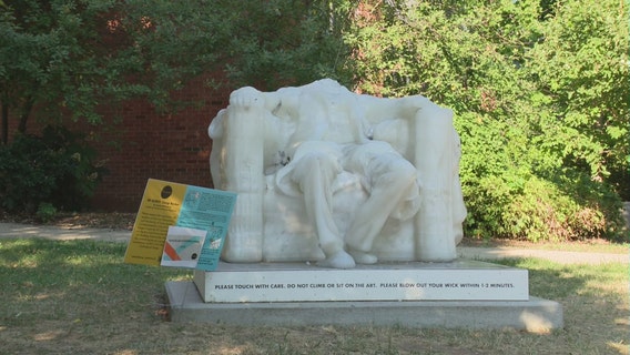 Wax statue of President Lincoln melts in DC heat