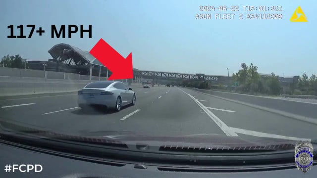 Virginia driver going over 117 mph in car with fake license plate arrested: police