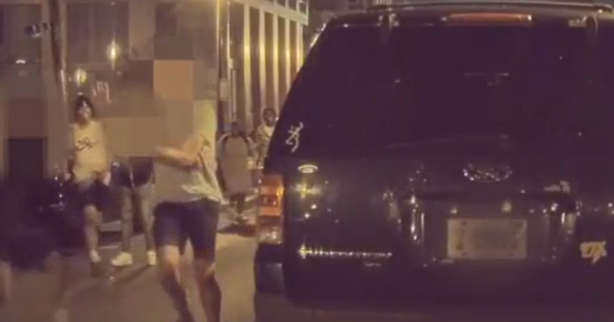VIDEO: Man attacked by teens in Southwest DC neighborhood | FOX 5 DC