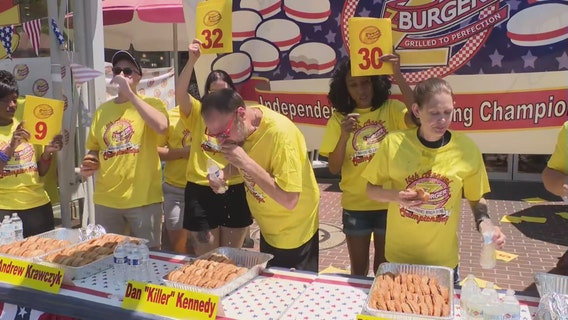 Molly Schuyler wins Z-Burger’s July 4 eating contest with 40 burgers