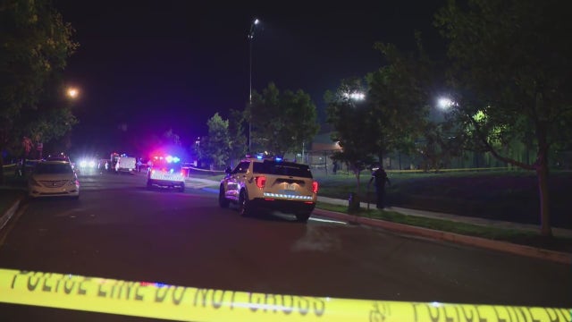 Teen killed, another injured in shooting outside DC recreation center