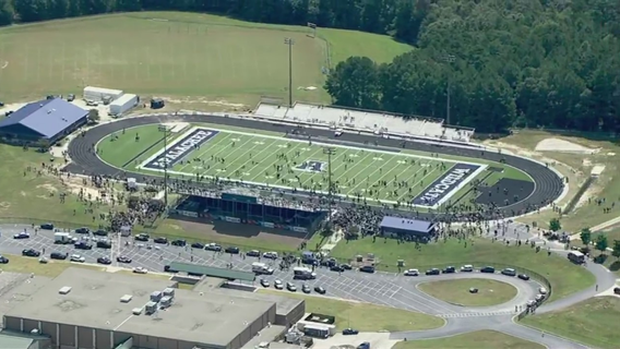 2 students, 2 teachers killed in mass shooting at Georgia high school