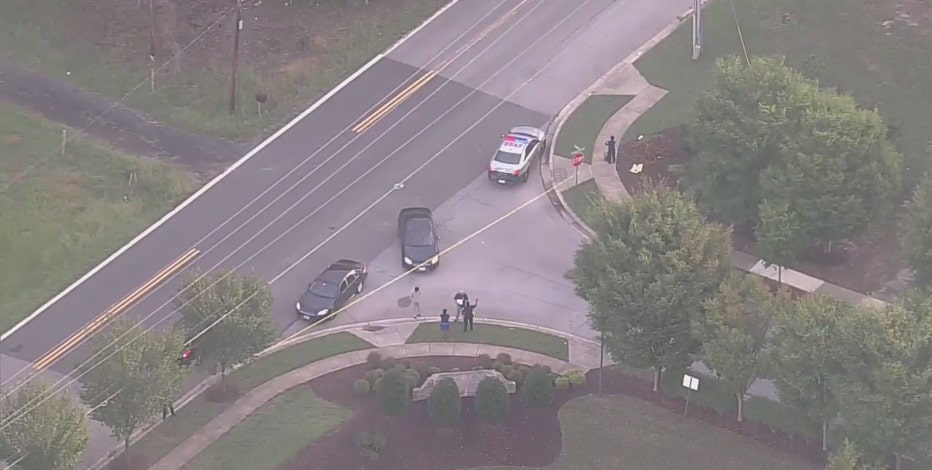 Shot fired during possible robbery attempt at school bus stop in Prince George’s Co.: police