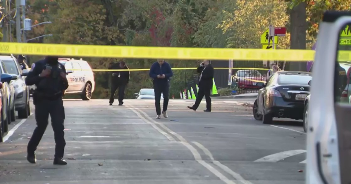 2 deadly shootings rock Southeast DC neighborhood | FOX 5 DC