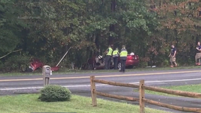 17 year-old-dead, 2 teens injured after a vehicle collided with light pole in Maryland