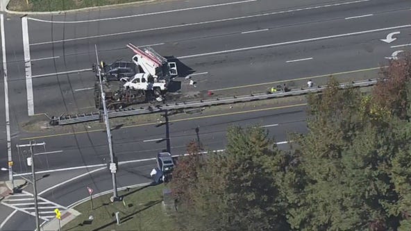 1 killed in 5-vehicle crash in Upper Marlboro