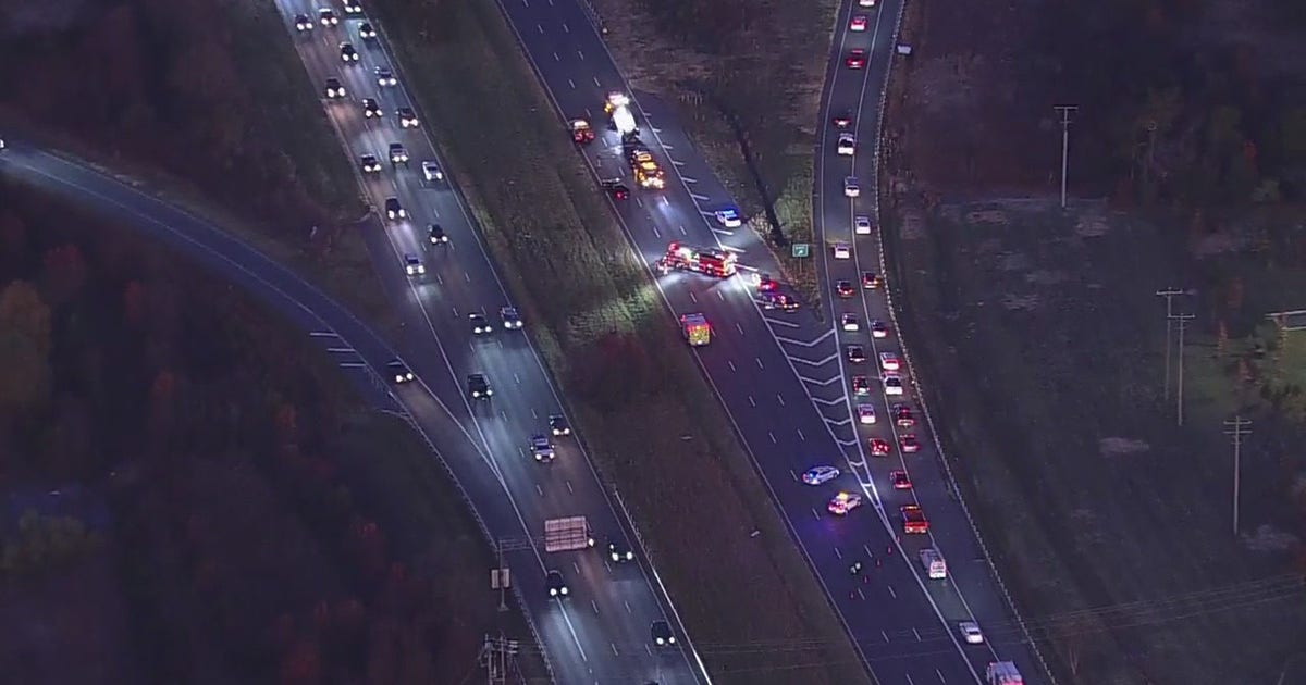 Crash causes morning delays in Ashburn | FOX 5 DC