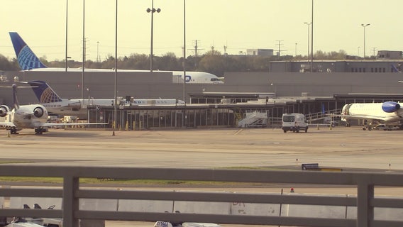 Issue at air traffic control facility forces ground stops in DC; remains in effect for DCA