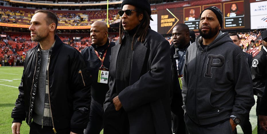 Jay-Z in DC for Commanders-Cowboys game