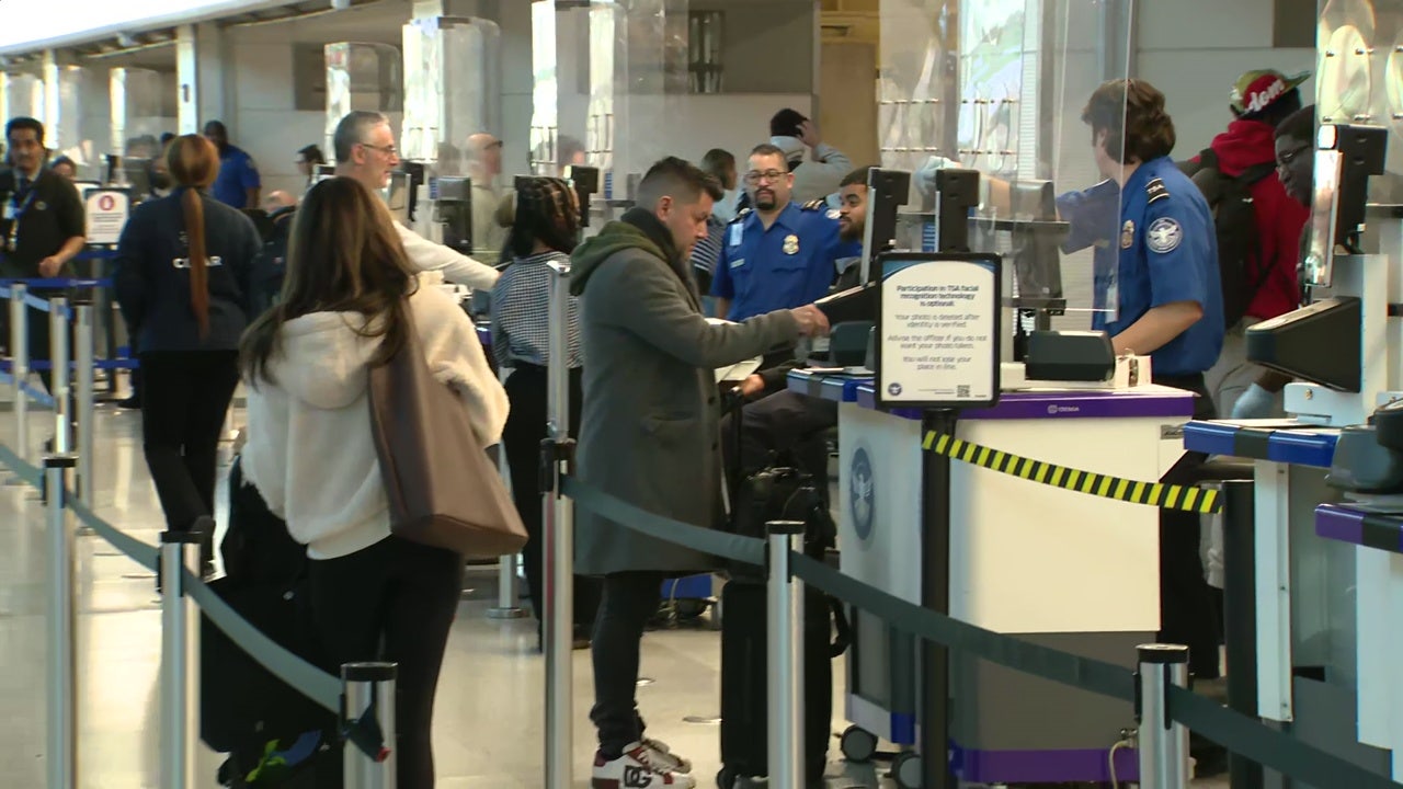 End-of-year holiday airport travel tips. Here’s what you need to know. End-of-year holiday airport travel tips. Here’s what you need to know.