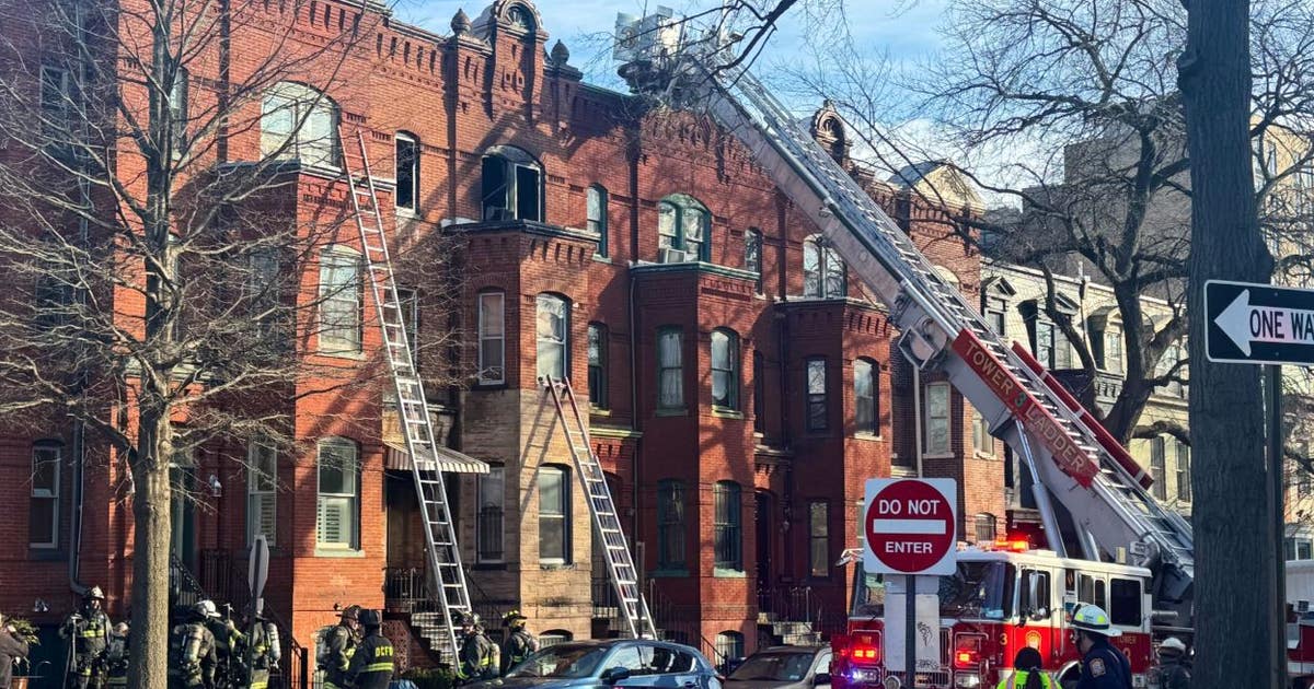 Firefighter suffers minor injuries following DC house fire | FOX 5 DC
