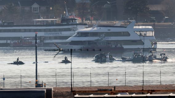 When was the last major commercial airplane crash?