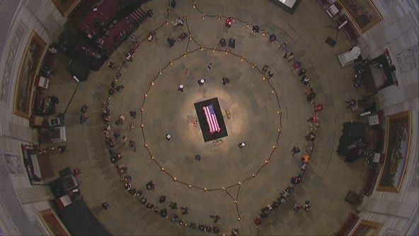 Mourners brave cold to pay respects to Jimmy Carter at Capitol Rotunda Wednesday