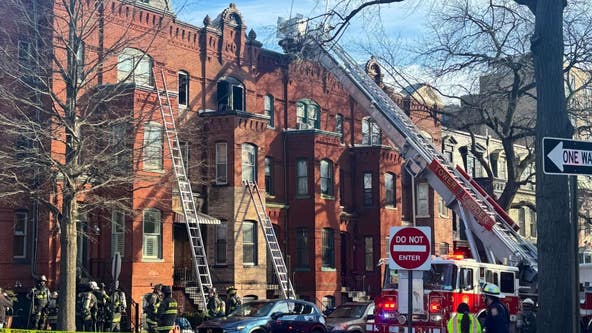 Firefighter suffers minor injuries following DC house fire