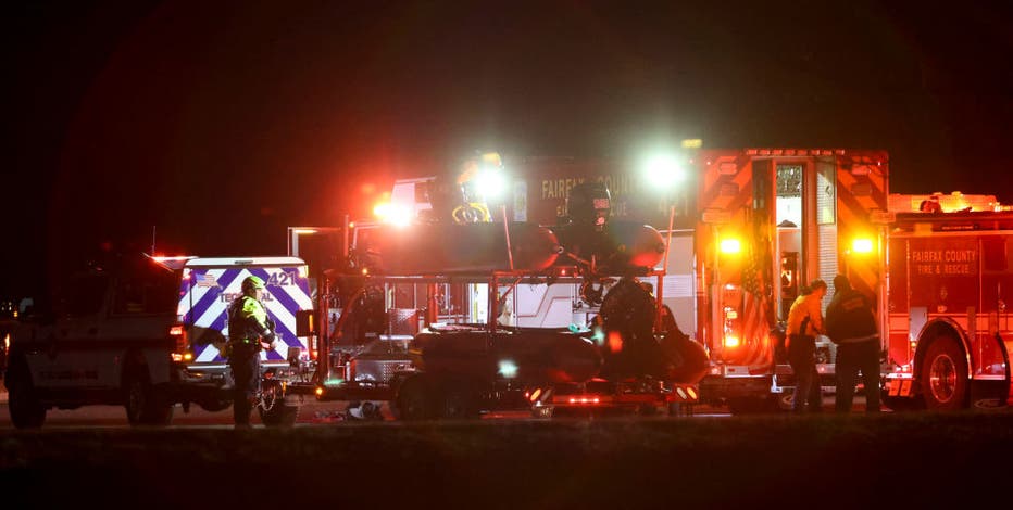 DCA plane crash: Reaction pours out after American Airlines flight collides with military helicopter