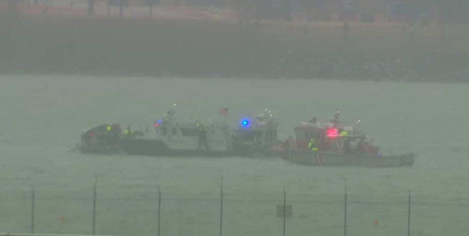 DC plane crash updates: Recovery crews work in rain to recover remains
