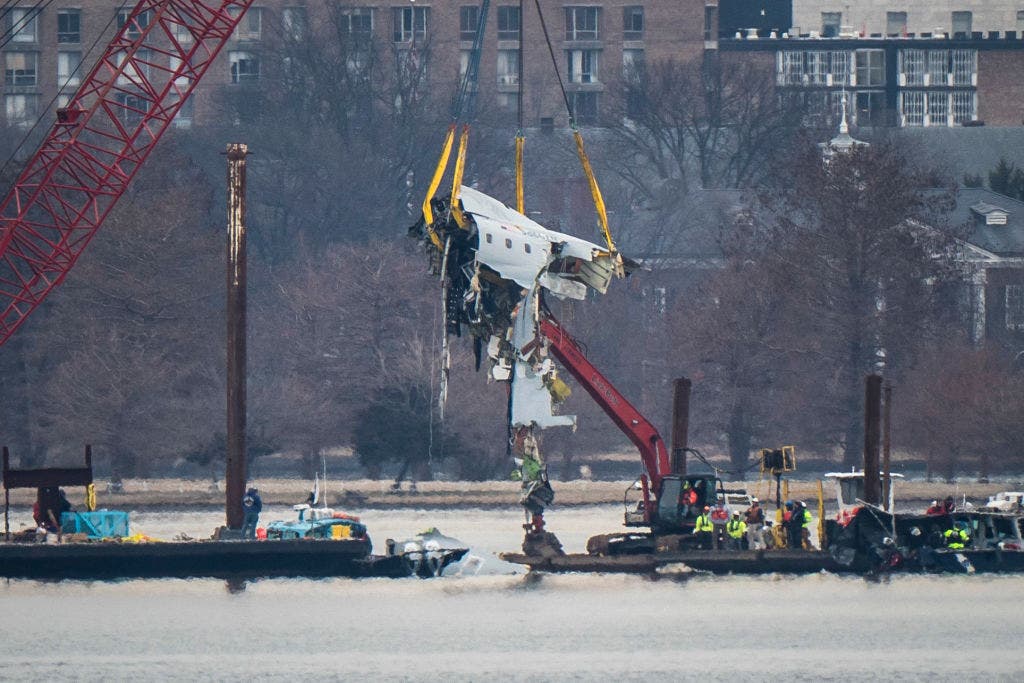 NTSB prepares final hearing on deadly DCA plane crash one year later