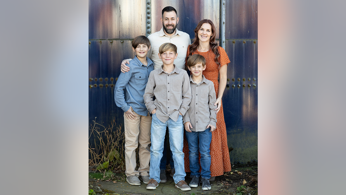 Family of DCA plane crash victim files $250M claim against US Army, FAA