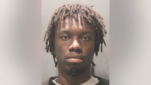 Airport workers accused of sharing DCA plane crash video arrested