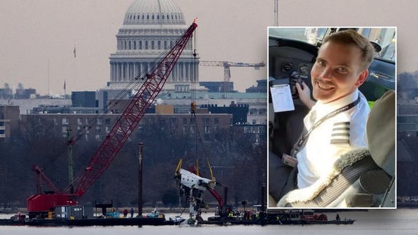 DC plane crash pilot's grieving father calls out government on air regulations