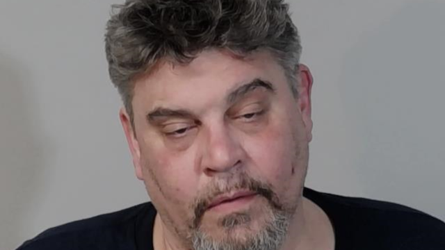 Intoxicated man mistakes bible study for 'human trafficking operation': police