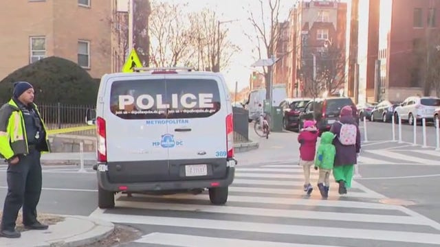 Police shoot at suspects seen firing guns in Northwest DC