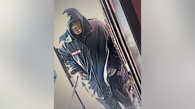Photo released of elderly man linked to 2 armed bank robberies: police