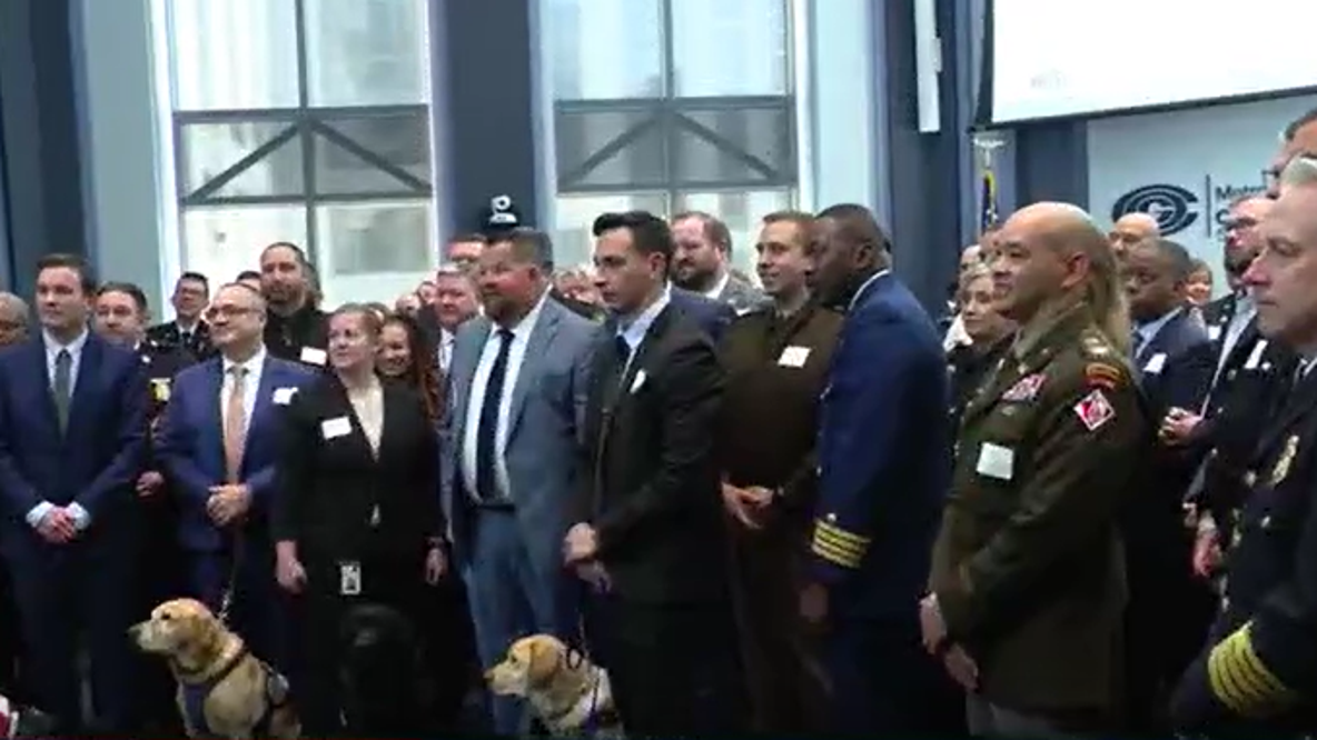 First responders who helped after DC plane crash honored at recognition ceremony