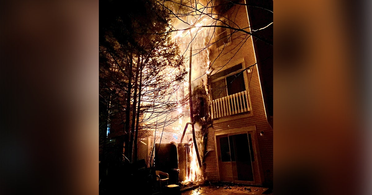 2 dozen displaced by Montgomery Village townhome fire | FOX 5 DC